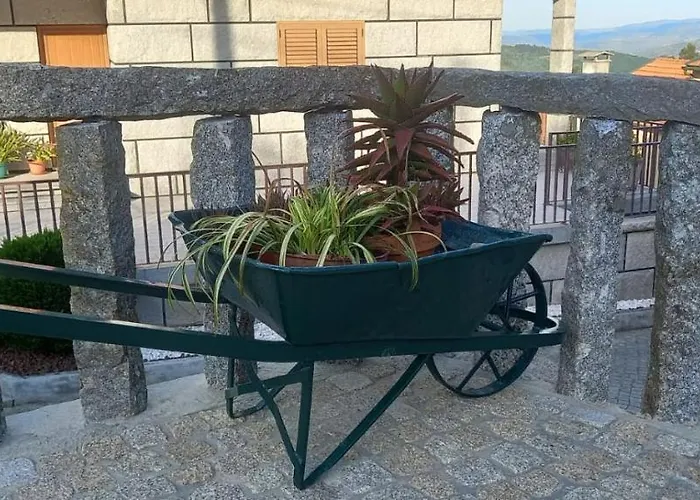 Ferienhaus Superb Bruzende Village *